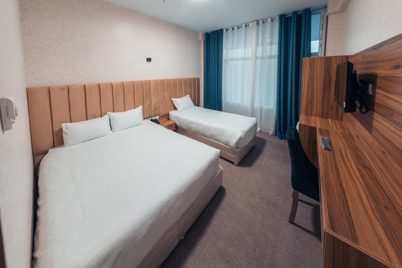 عکس هتل ویانا