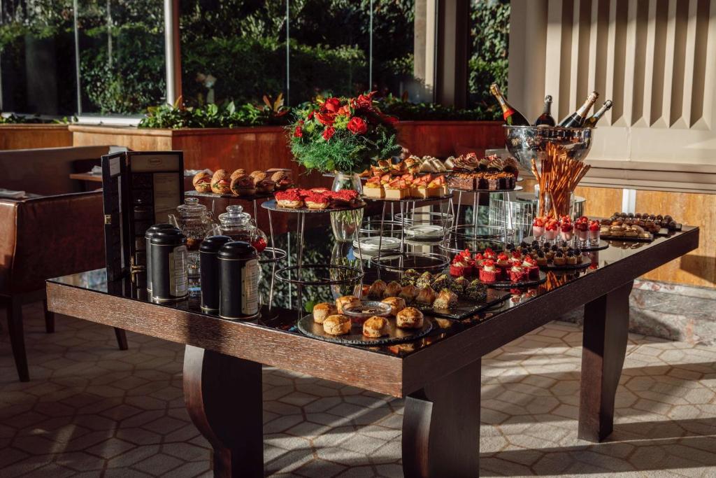 عکس هتل گرند حیات (Grand Hyatt)