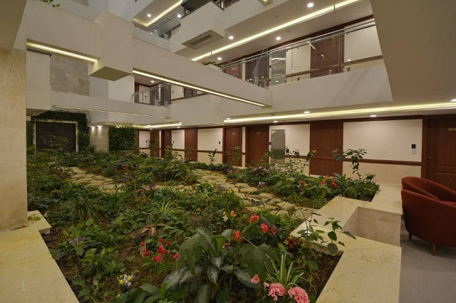 عکس هتل شیرازیس