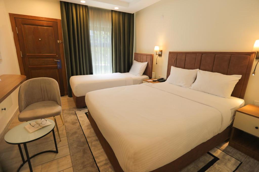 عکس هتل ددمان (Dedeman)