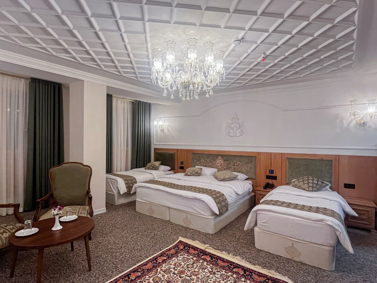 عکس هتل حبیب خان