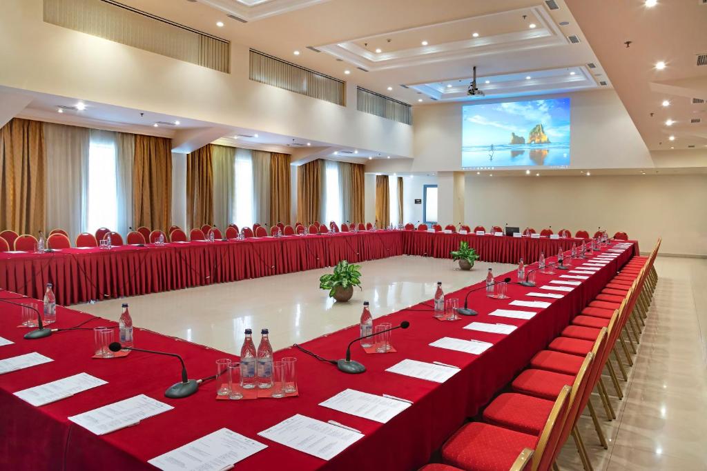 عکس هتل آنی پلازا (Ani Plaza)