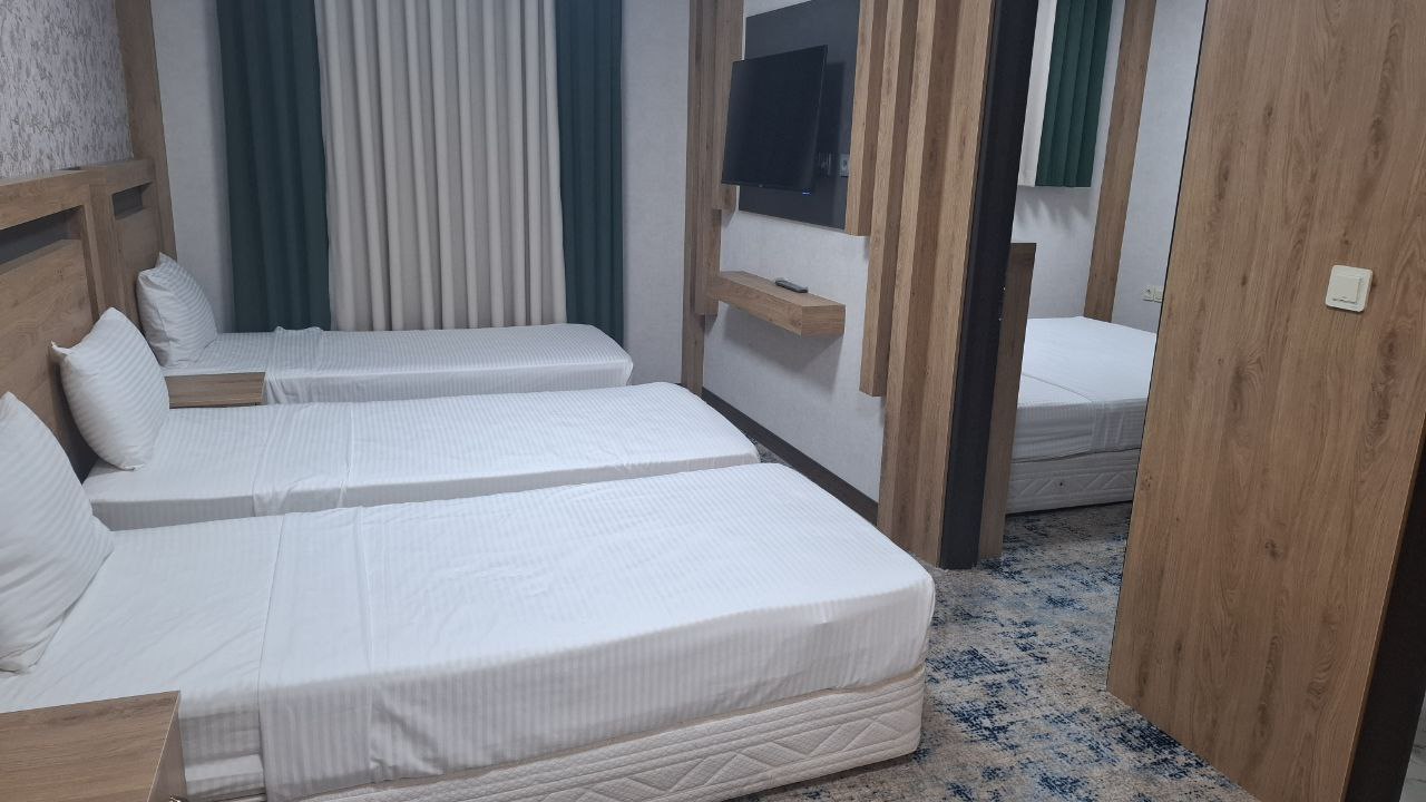 عکس هتل مهر آلاء