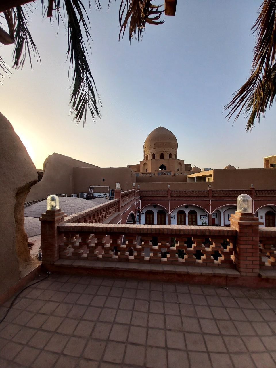 تصویر هتل فانوس ویونا