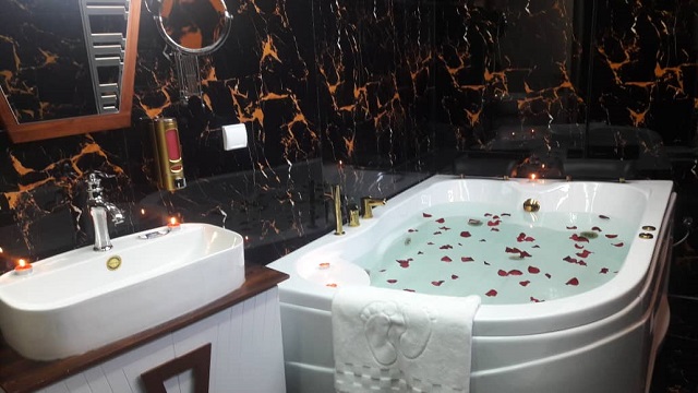 عکس هتل سارای