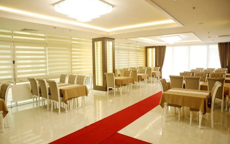 عکس هتل وان لایف (Van Life)