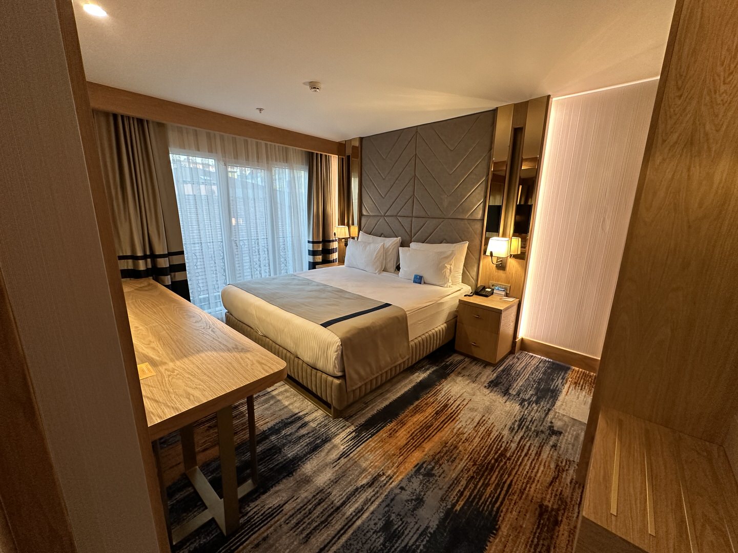 عکس هتل دیز این بای ویندهام بومونتی (Days Inn by Wyndham Bomonti)