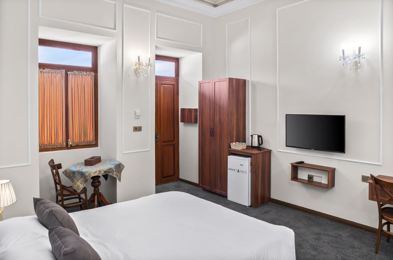 عکس هتل عمارت ملوکانه