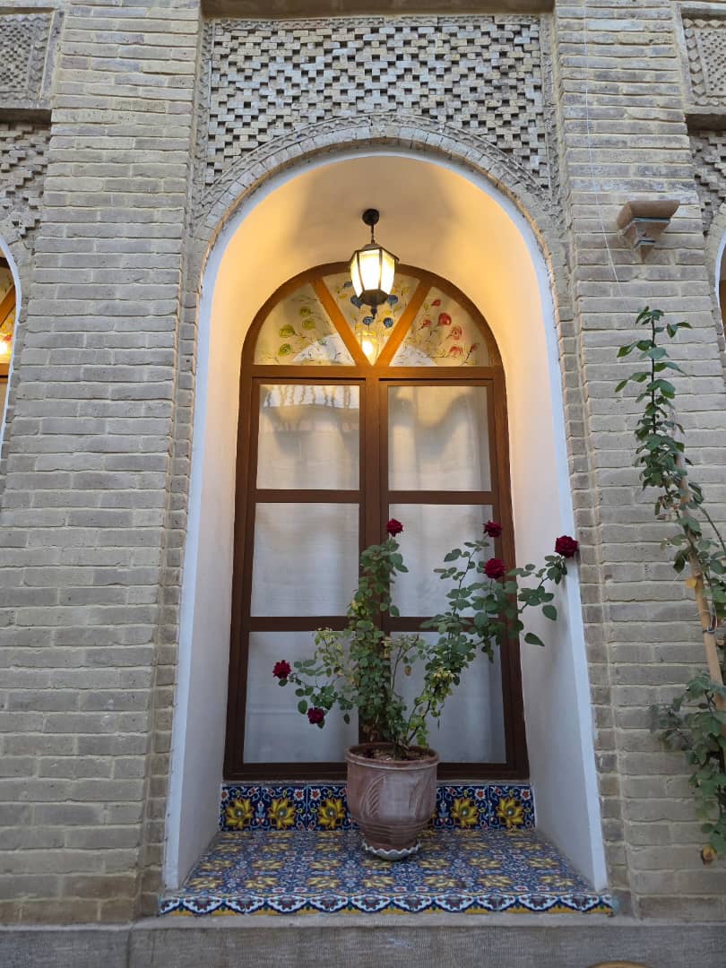 عکس هتل صوفی راز