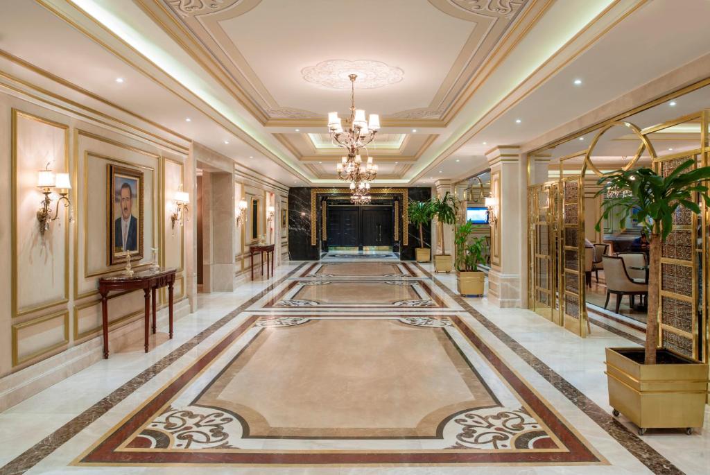 عکس هتل الیت ورلد (Elite World)