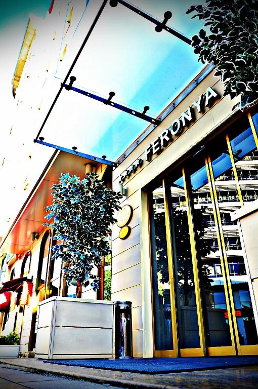 عکس هتل فرونیا (Feronya)