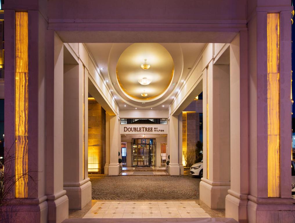 عکس هتل دابل تری بای هیلتون (DoubleTree by Hilton)