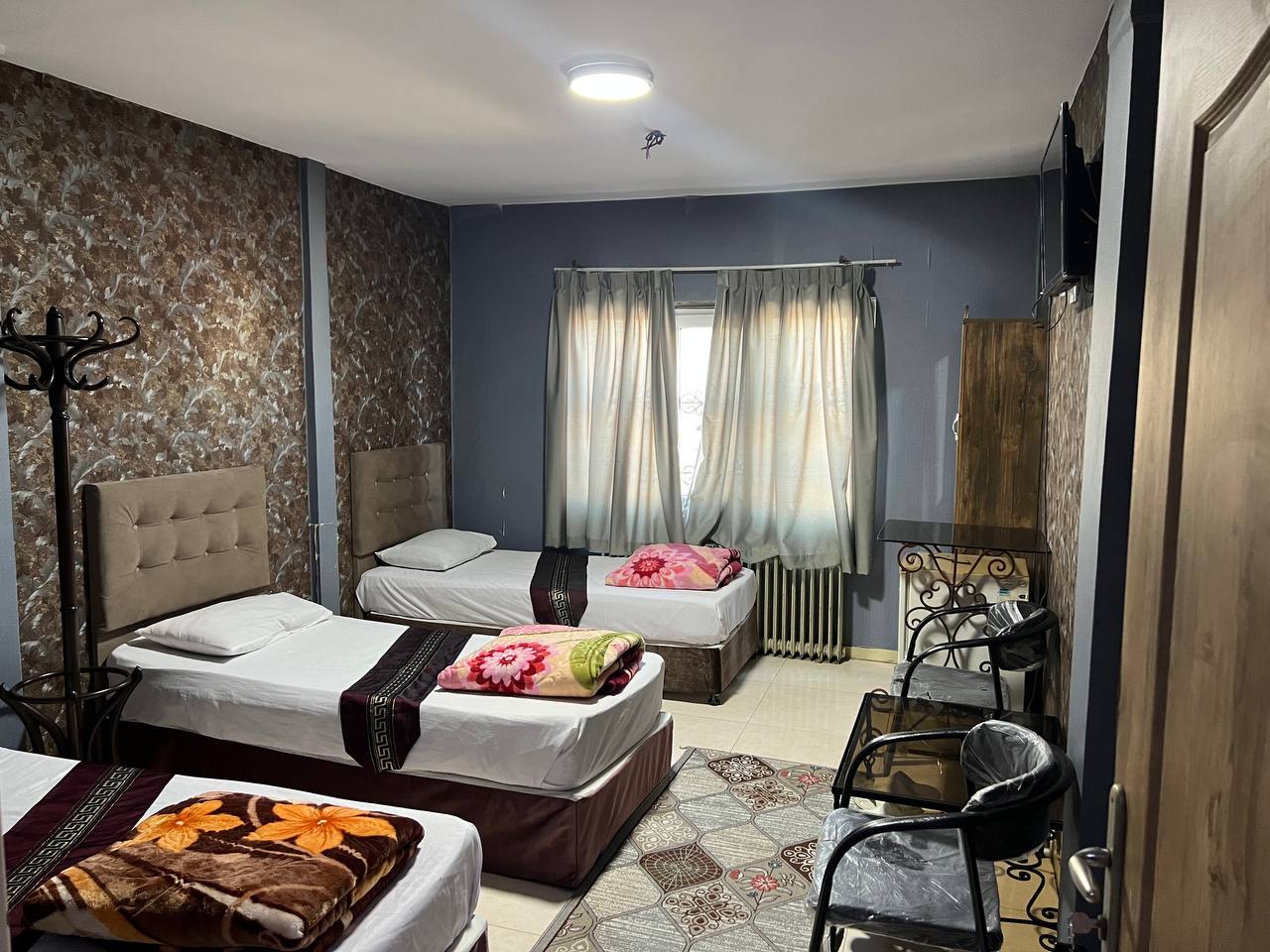 عکس هتل سپیدار