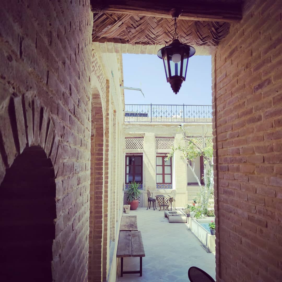 عکس هتل صوفی راز