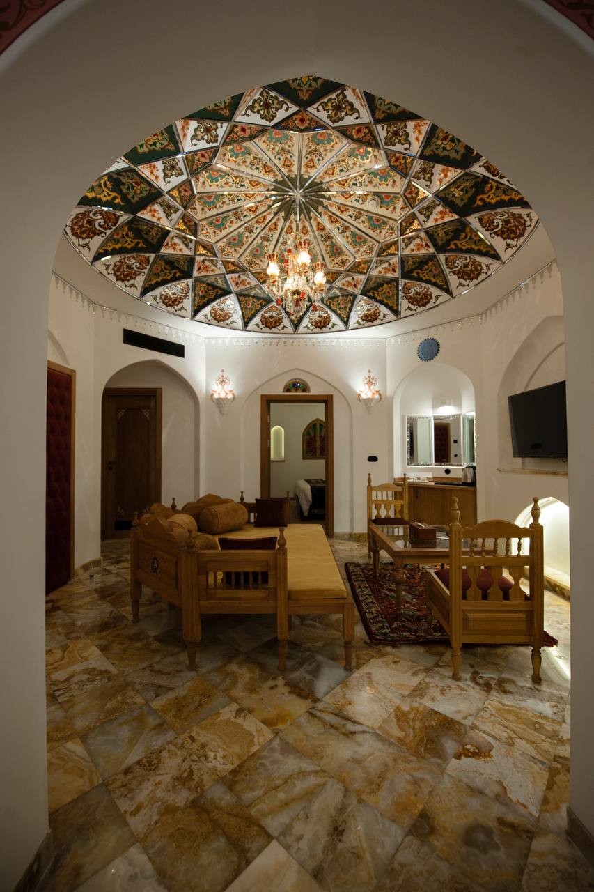 تصویر هتل گران میراث رشیدیه