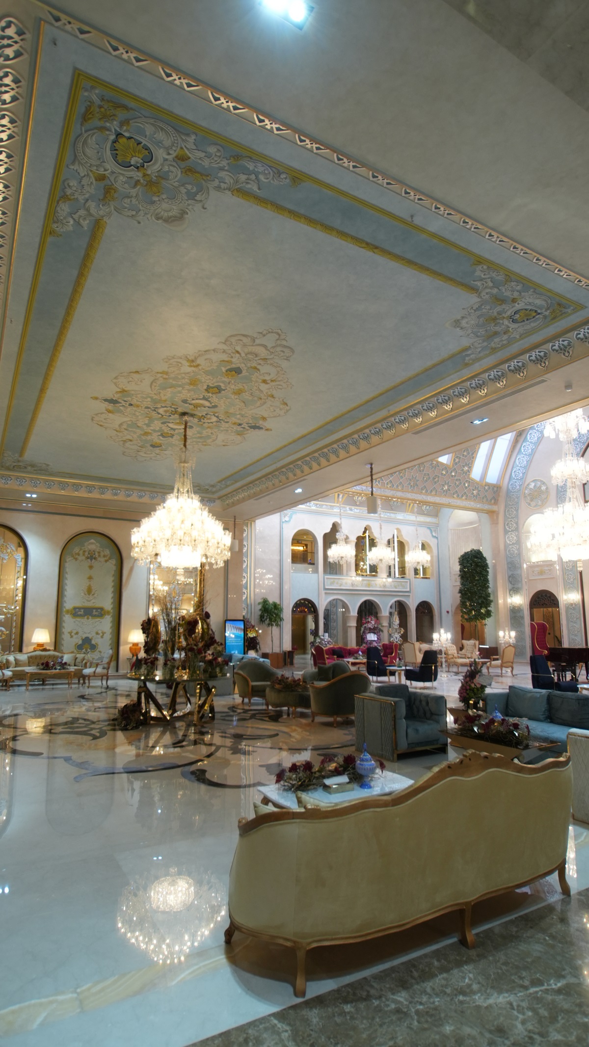 عکس هتل چهارباغ