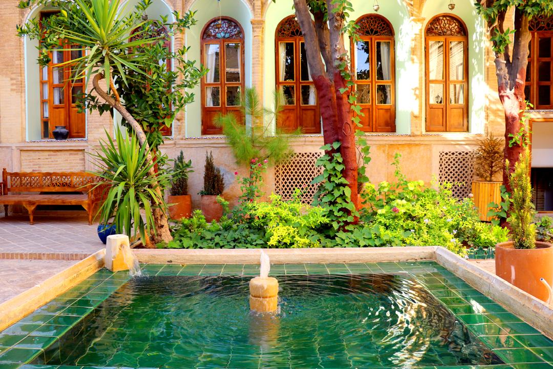 عکس هتل دیوان سالار