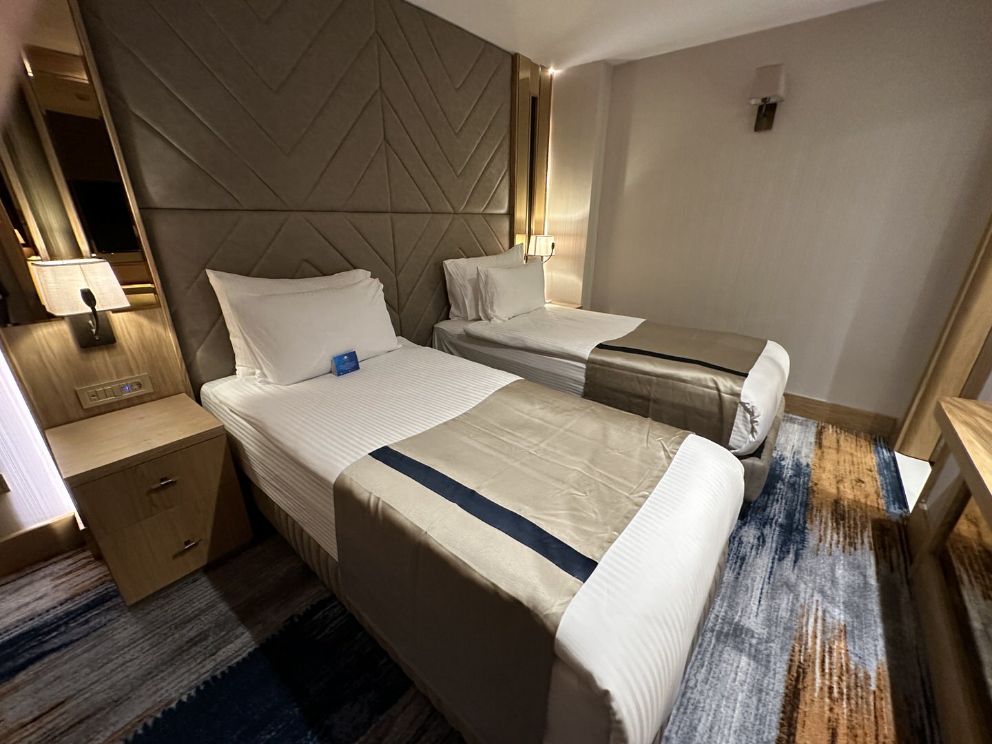 عکس هتل دیز این بای ویندهام بومونتی (Days Inn by Wyndham Bomonti)