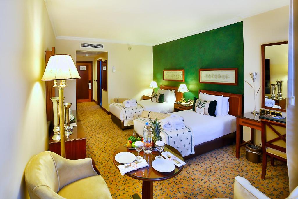 عکس هتل گرند جواهر (Grand Cevahir)