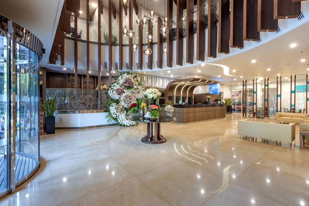 عکس هتل تهران رویال