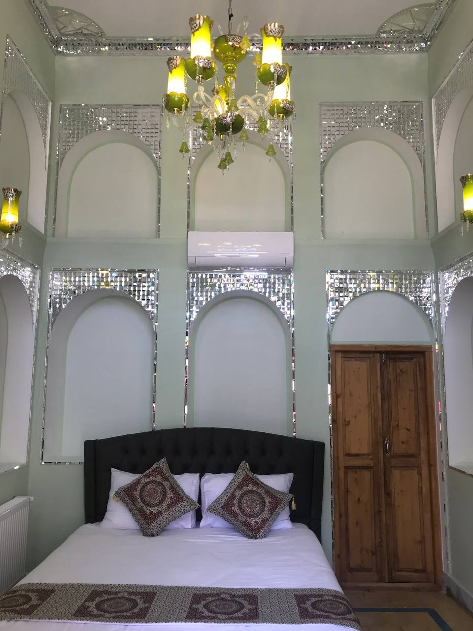 عکس هتل خاتم