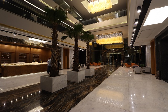 عکس هتل پالاس