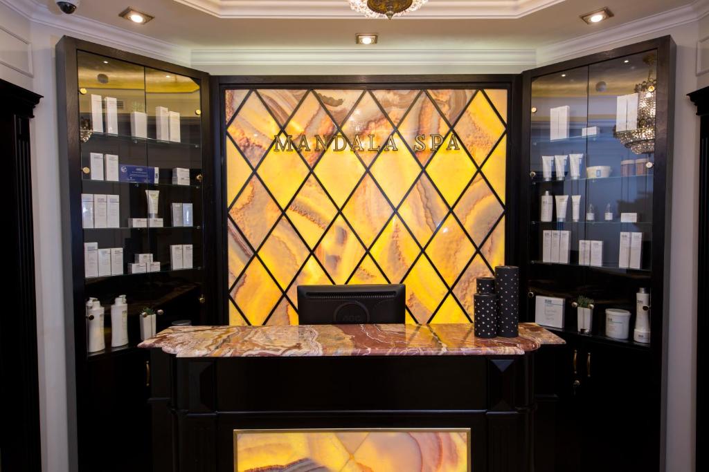 عکس هتل گلدن پالاس (Golden Palace)