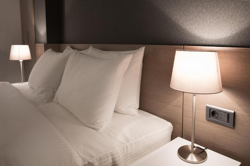 عکس هتل نوا (Nova)