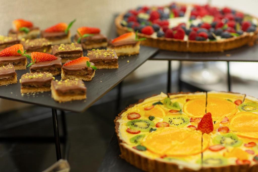 عکس هتل سنترال (Central)