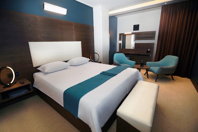 عکس هتل آتانا