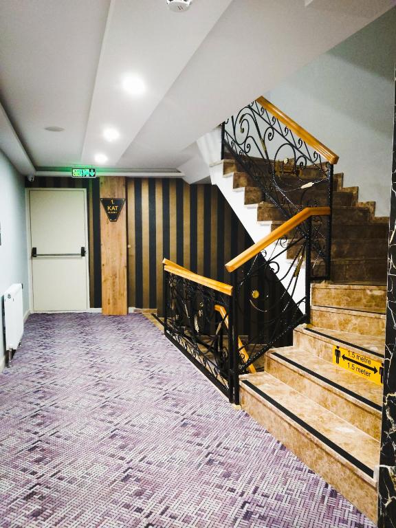 عکس هتل روا ورلد (Rua World)