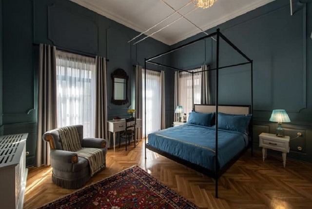 عکس هتل نظامیه