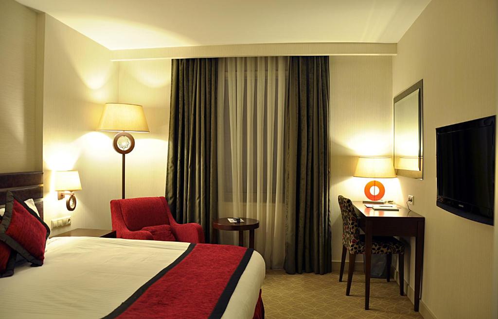 عکس هتل نیزا پارک (Niza Park)