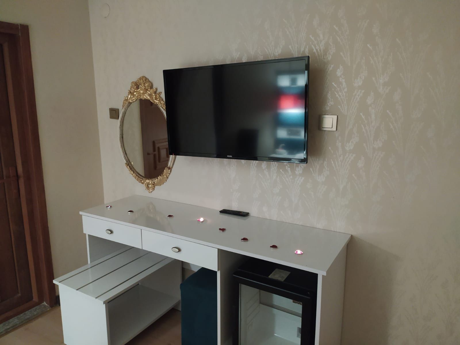 عکس هتل آتنا لایف