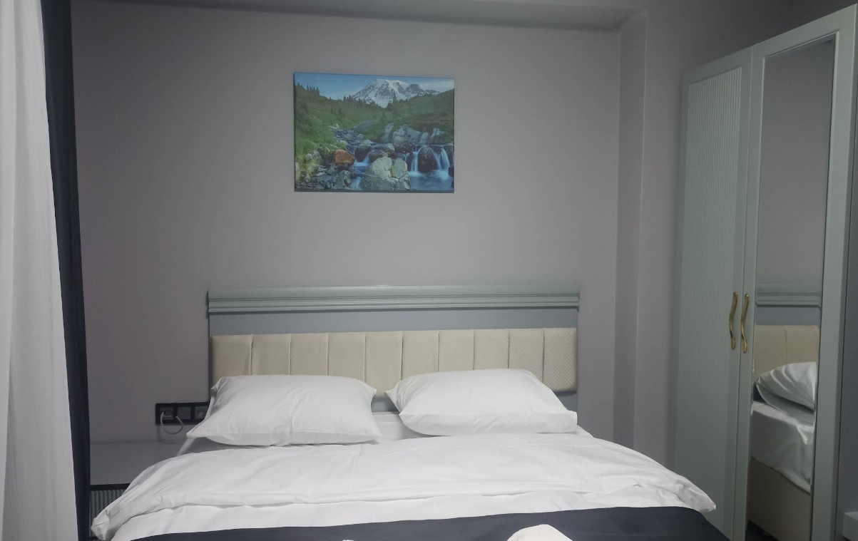 عکس هتل دیوان