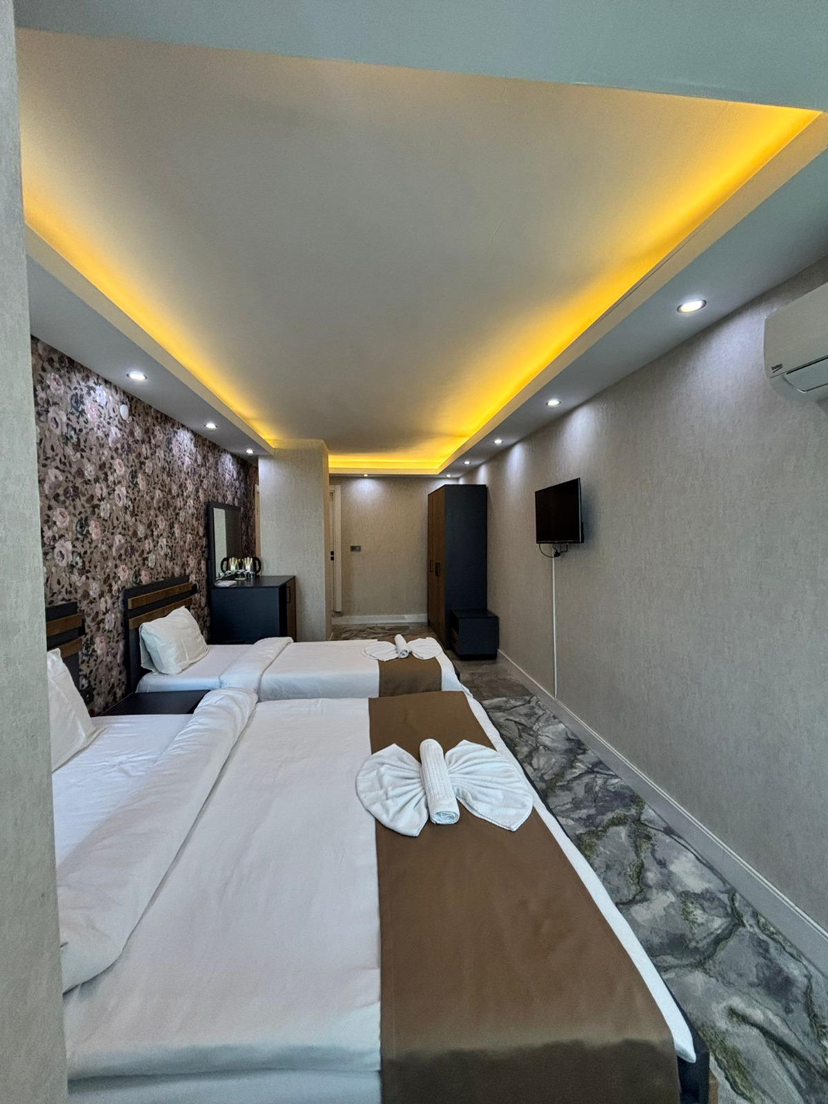 عکس هتل الی گرند ( elegrand )