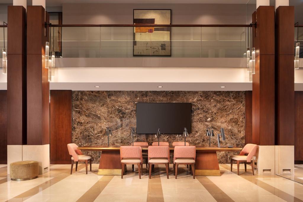 عکس هتل شرایتون لونت (Sheraton Levent)