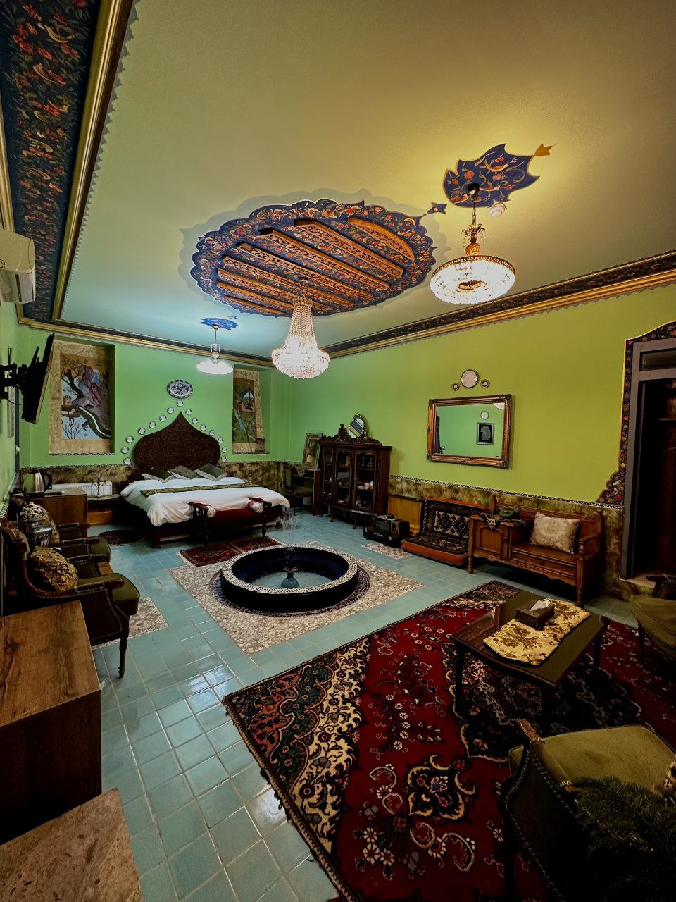 عکس هتل شاه پریون