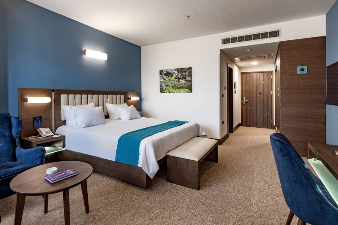 عکس هتل تهران رویال