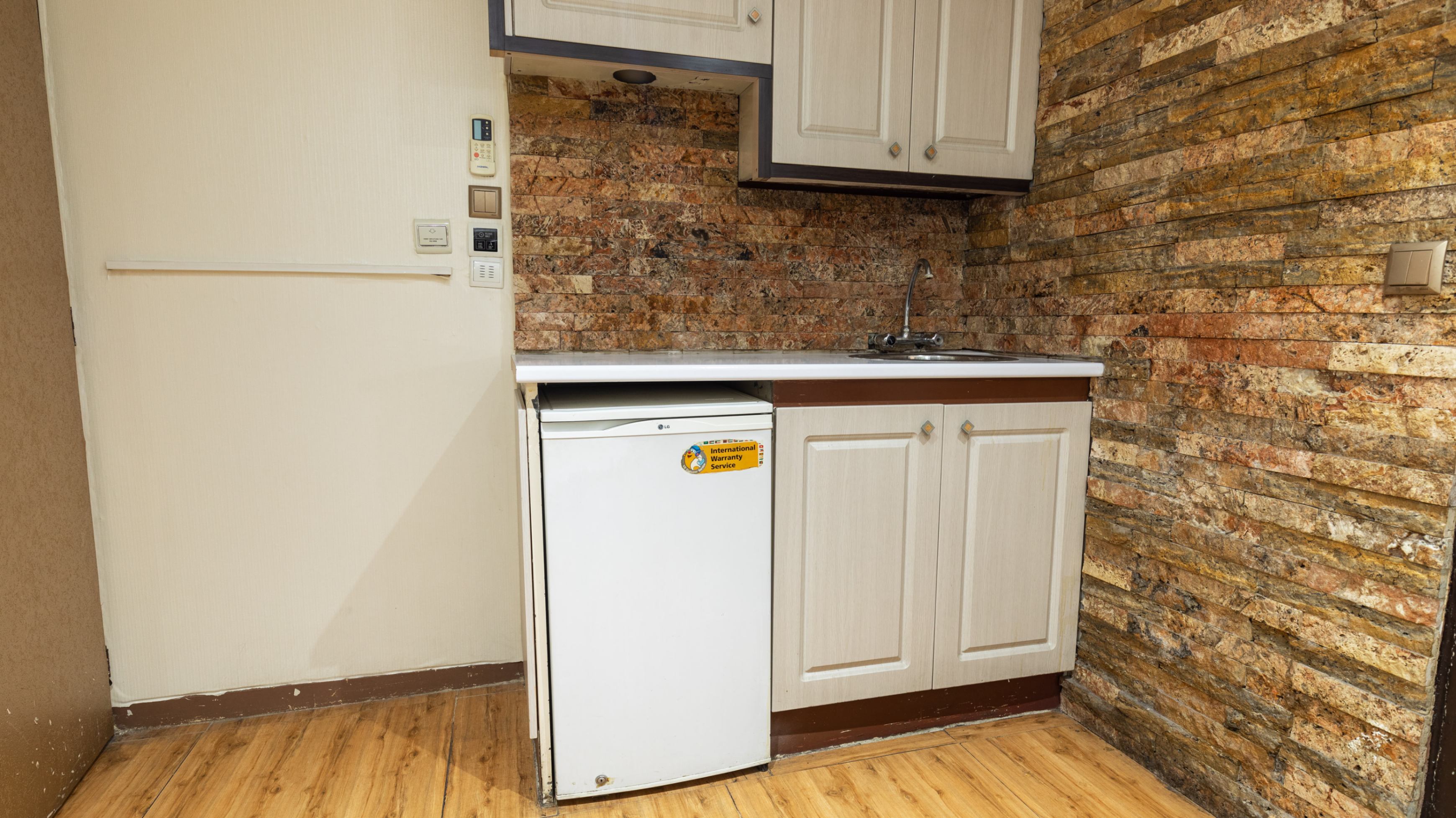 عکس هتل امید