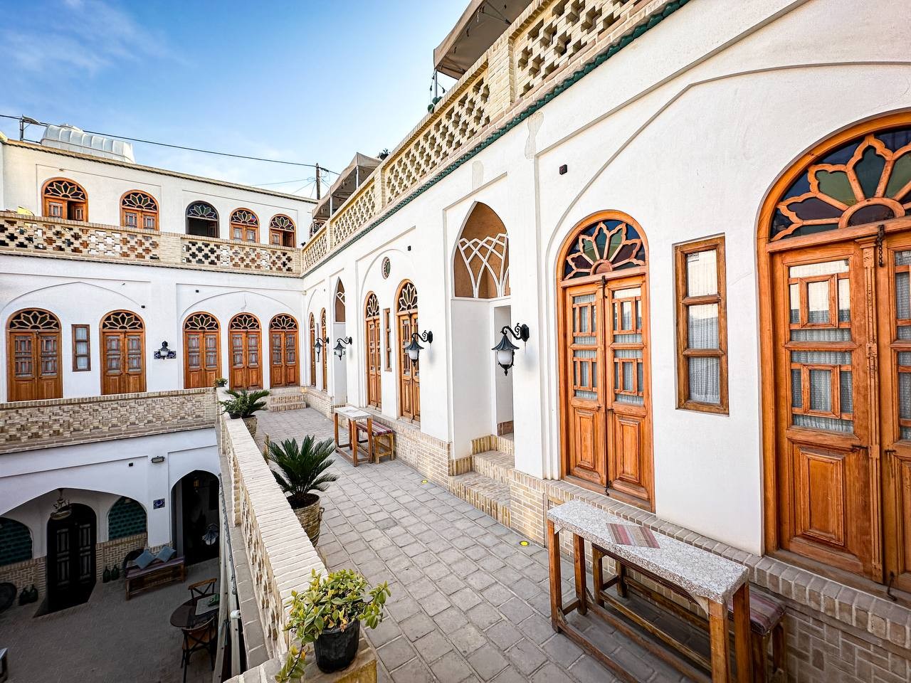 تصویر هتل سرای سهراب