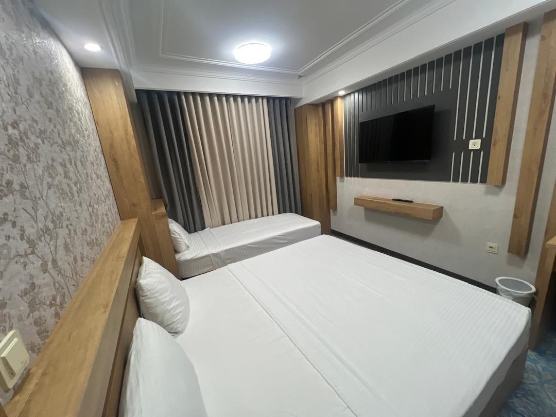 عکس هتل مهر آلاء