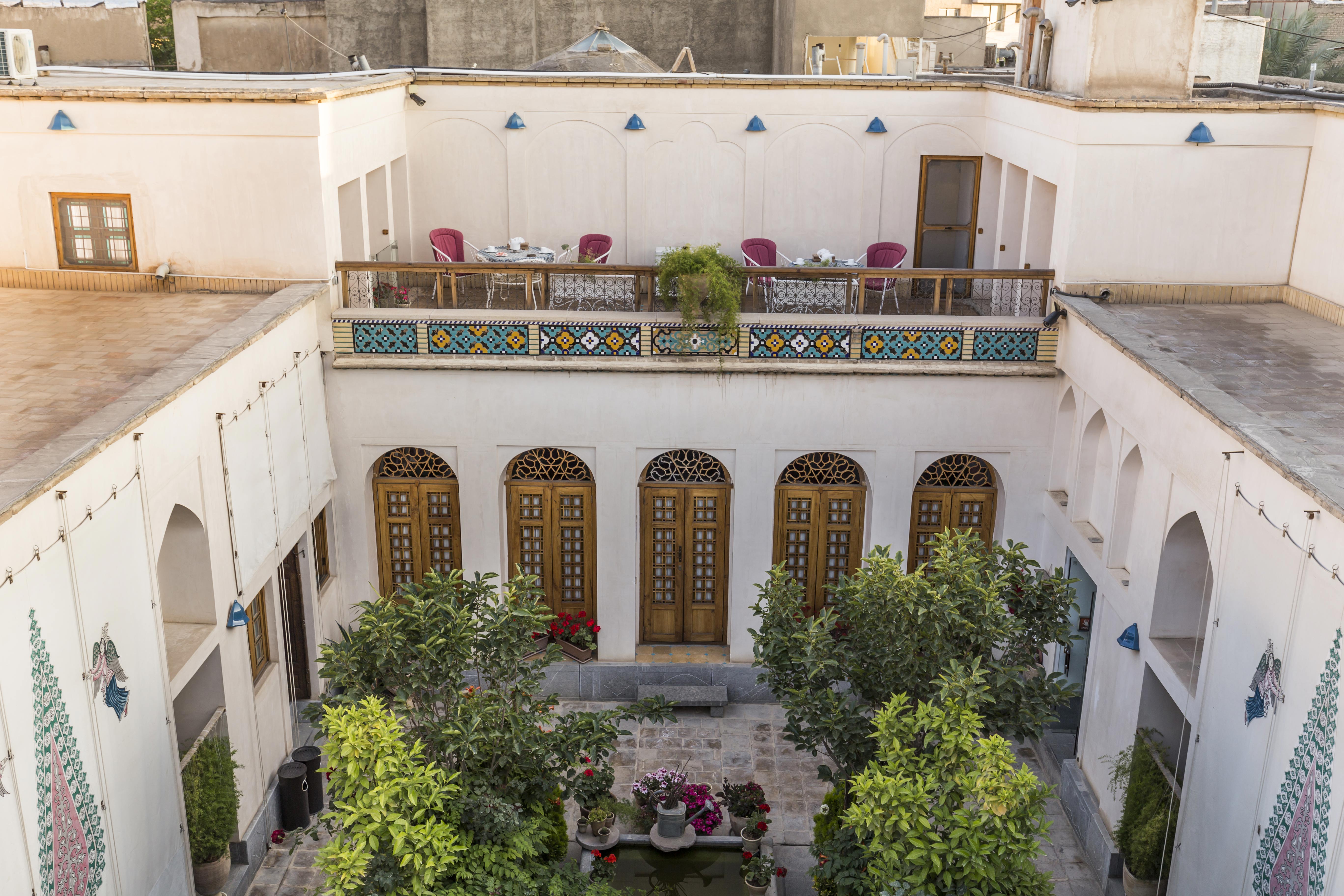 عکس هتل کیانپور