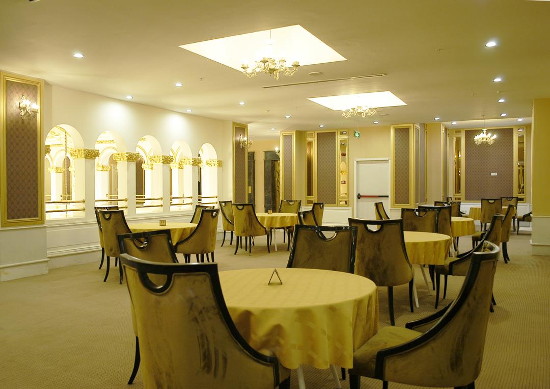 عکس هتل امپراطور