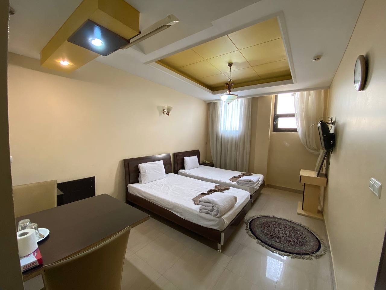 عکس هتل فرهاد