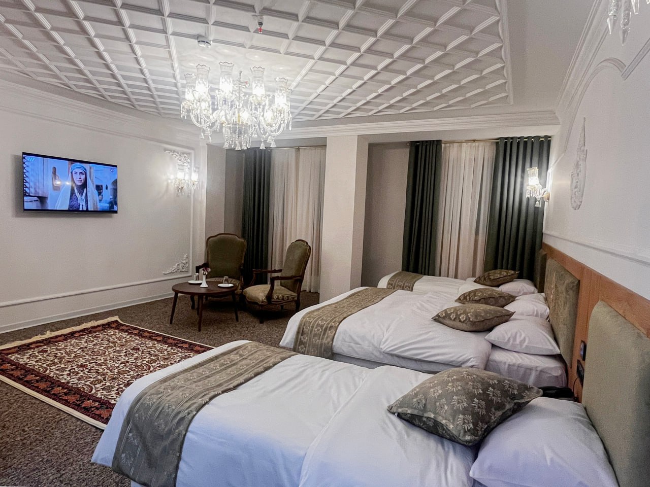 عکس هتل حبیب خان