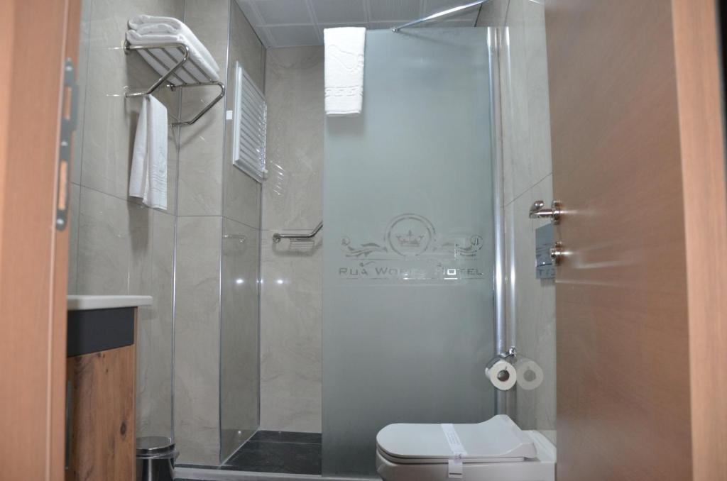 عکس هتل روا ورلد (Rua World)