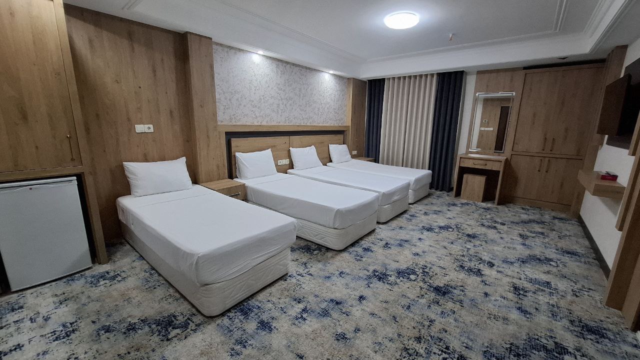 عکس هتل مهر آلاء