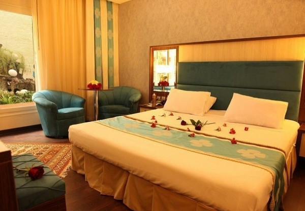 عکس هتل عالی قاپو