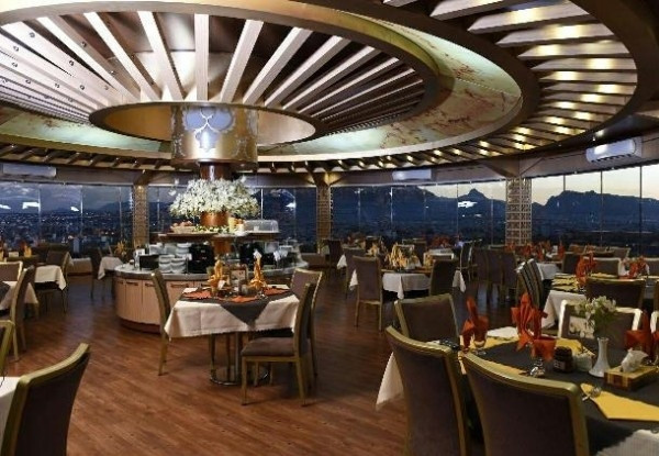 عکس هتل آسمان